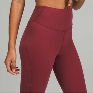 Lululemon Base Pace High-Rise Tight 28" *Brushed
Nulux Mulled Wine 6